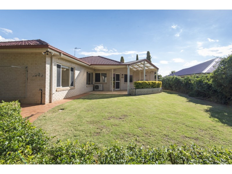 8 Poppy Court, Middle Ridge QLD 4350