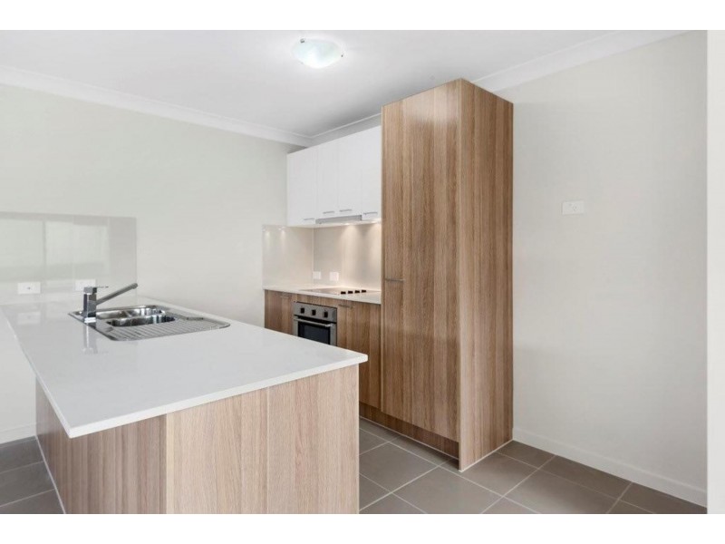 2/27 Minnett Street, Glenvale QLD 4350