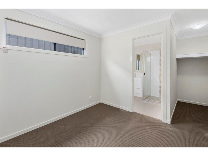 2/27 Minnett Street, Glenvale QLD 4350