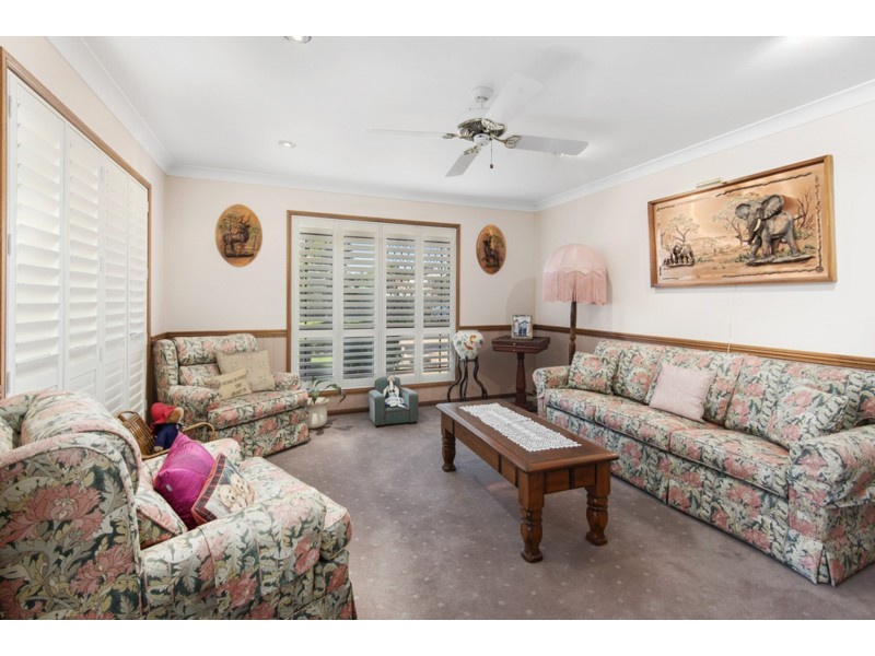 17 Dandelion Drive, Middle Ridge QLD 4350