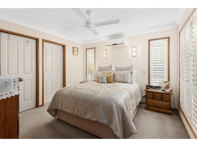 17 Dandelion Drive, Middle Ridge QLD 4350