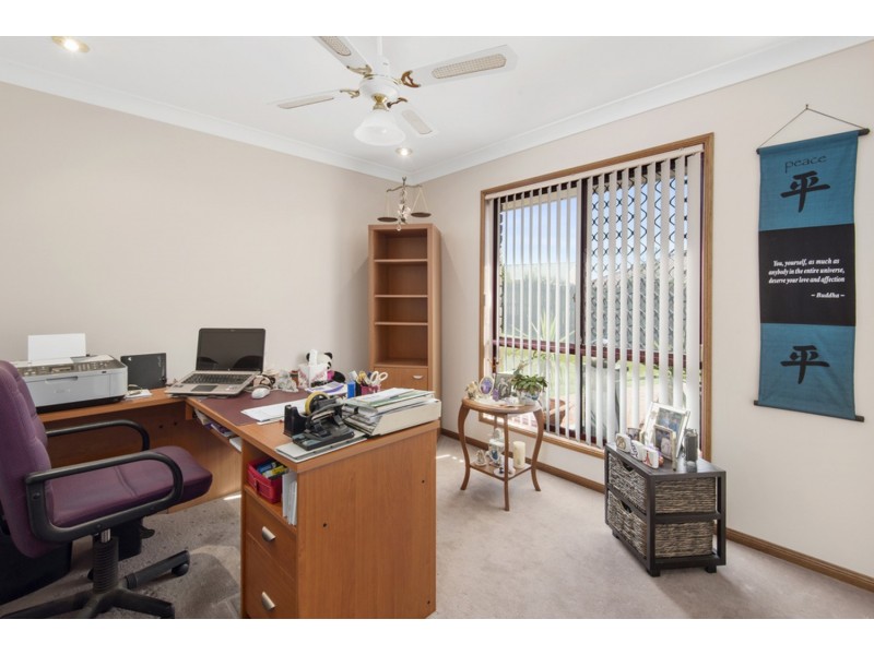 17 Dandelion Drive, Middle Ridge QLD 4350