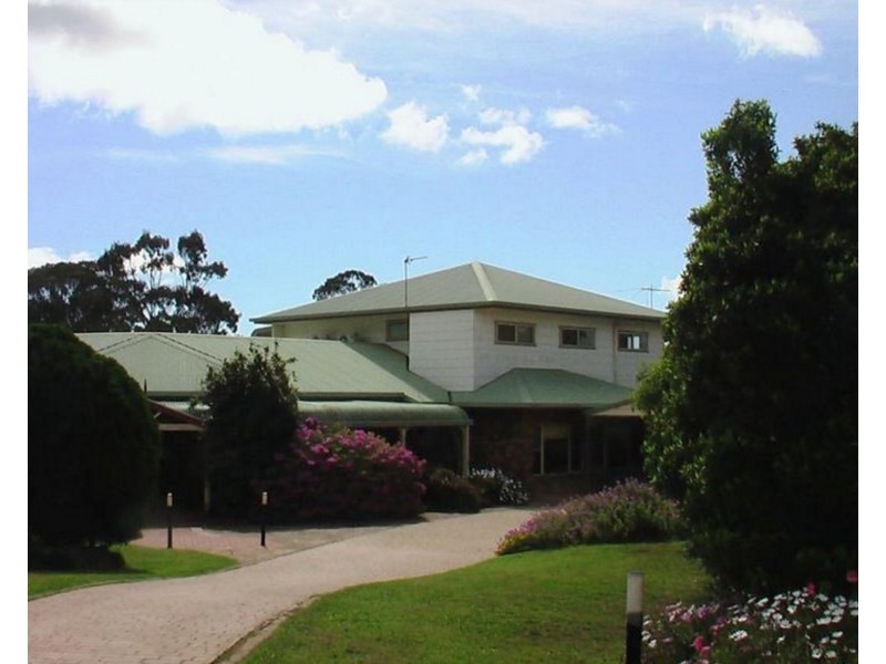 8 Glencoe Court, Middle Ridge QLD 4350