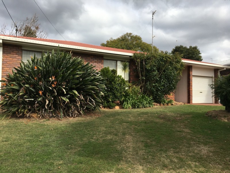 10 Marwedel Street, Kearneys Spring QLD 4350