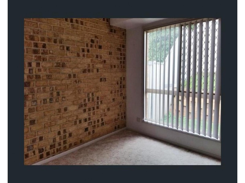 2 Beer Court, Kearneys Spring QLD 4350