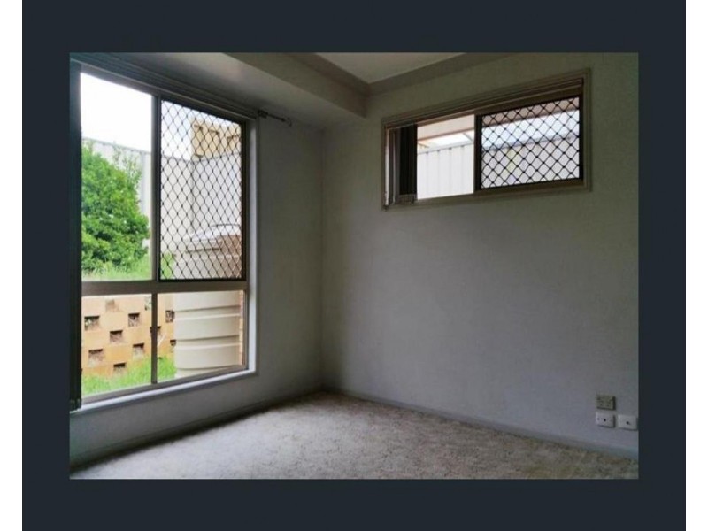 2 Beer Court, Kearneys Spring QLD 4350