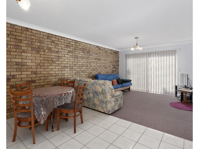 10  Carmen Street, Kearneys Spring QLD 4350