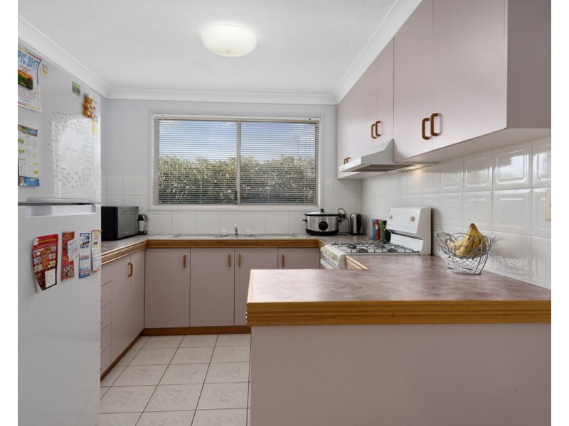 10  Carmen Street, Kearneys Spring QLD 4350