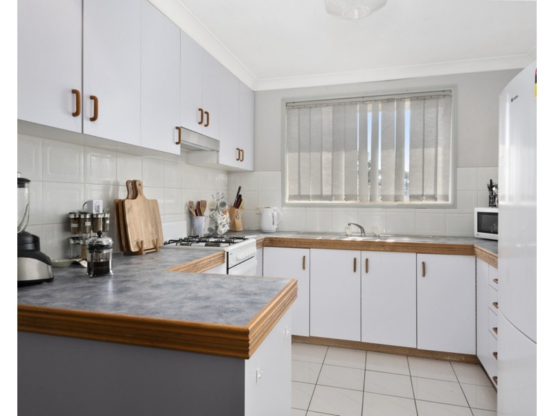 10  Carmen Street, Kearneys Spring QLD 4350