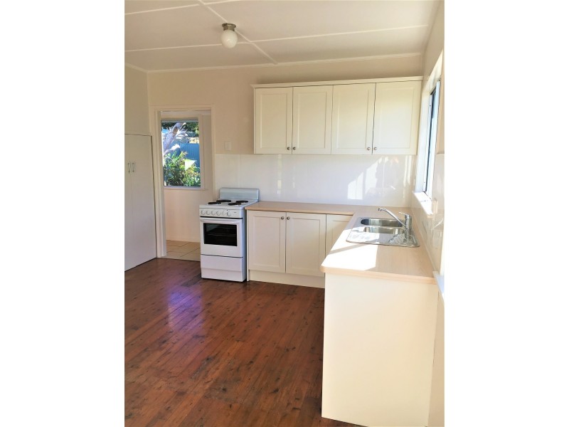 17 Primrose Street, Centenary Heights QLD 4350