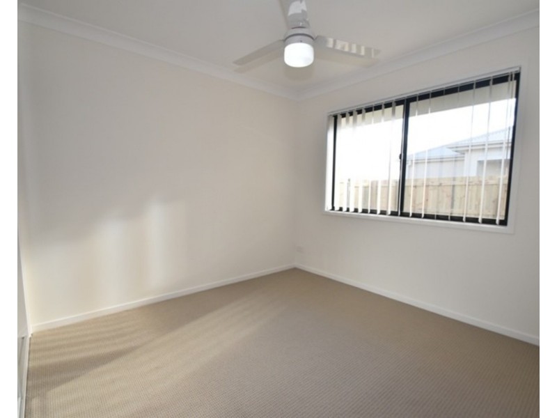39 Mia Street, Wyreema QLD 4352