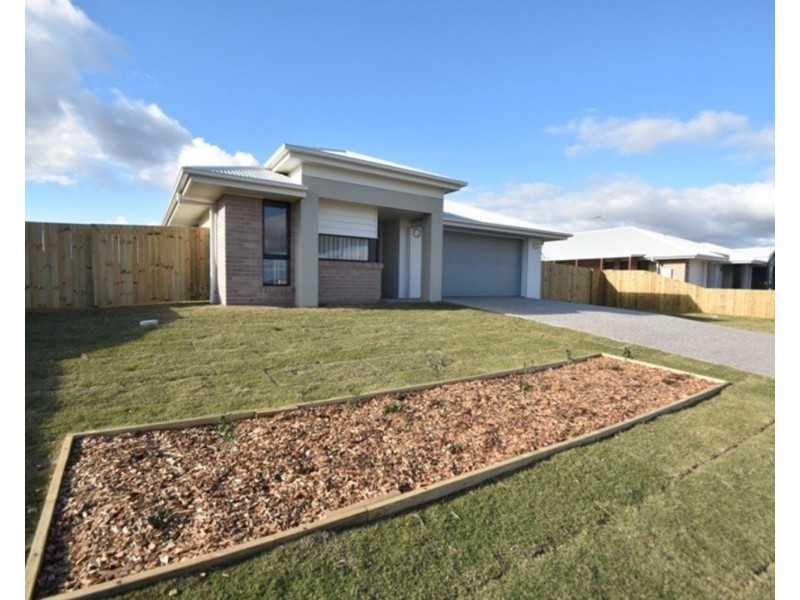 39 Mia Street, Wyreema QLD 4352