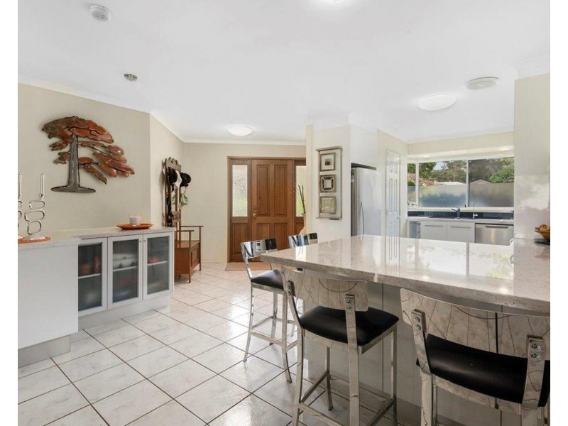 5 Purnawilla Court, Middle Ridge QLD 4350