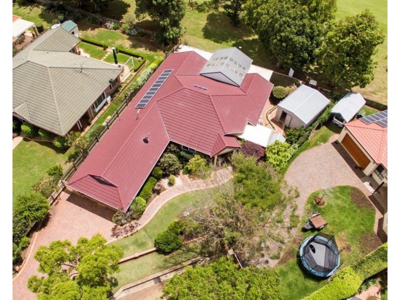 5 Purnawilla Court, Middle Ridge QLD 4350