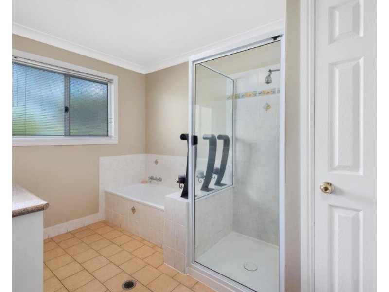 1 Binda Drive, Cranley QLD 4350