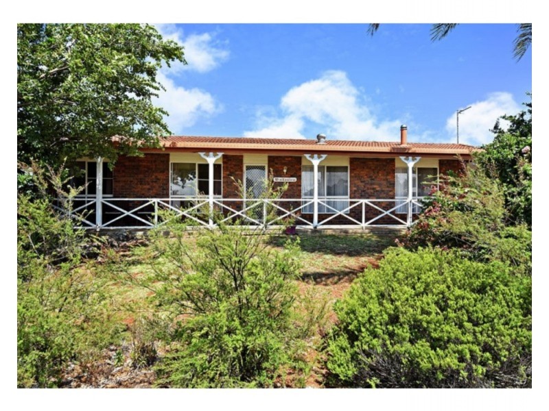 7 Moore Crescent, Wilsonton QLD 4350