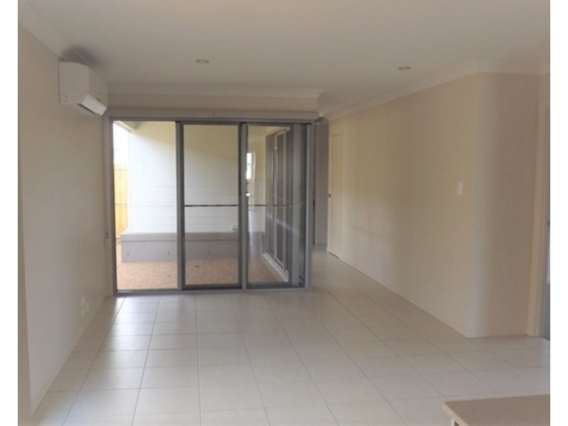 52 Sanctuary Drive, Cranley QLD 4350