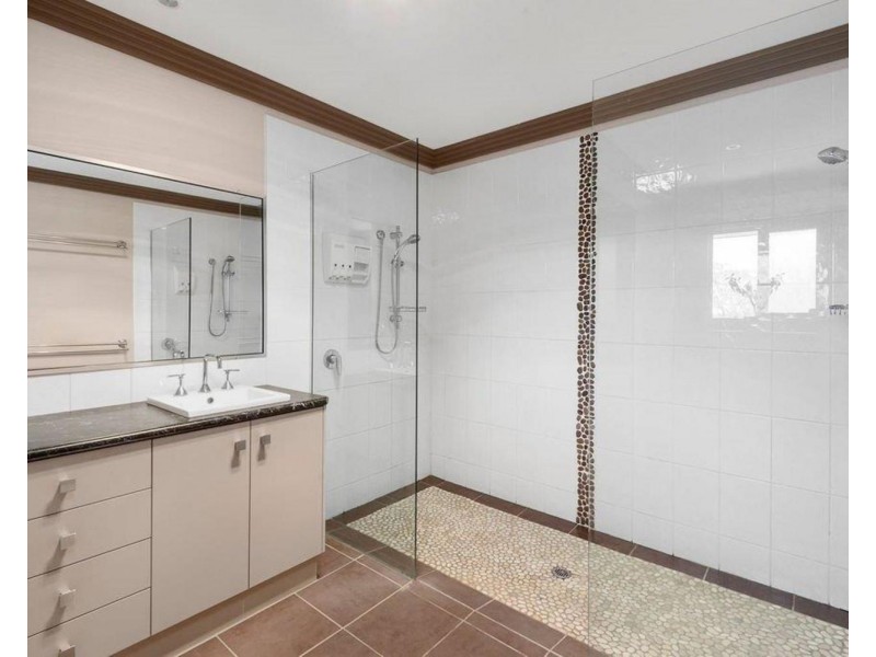 25 Timber Ridge Court, Vale View QLD 4352
