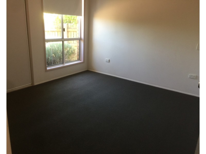 8 Jade Close, Darling Heights QLD 4350