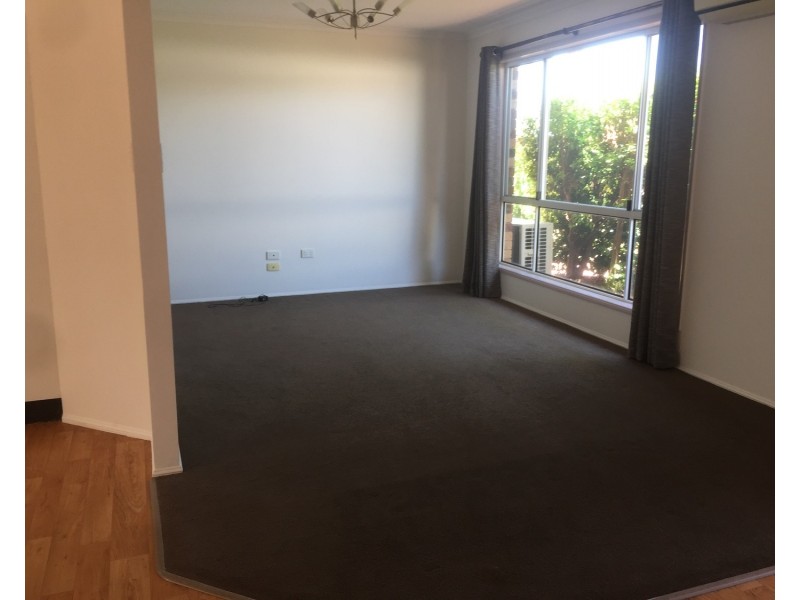 8 Jade Close, Darling Heights QLD 4350