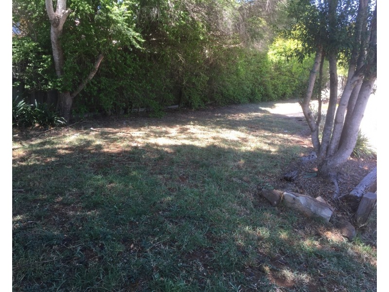 8 Jade Close, Darling Heights QLD 4350
