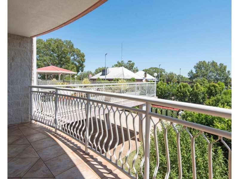 7/208 Hume Street, South Toowoomba QLD 4350