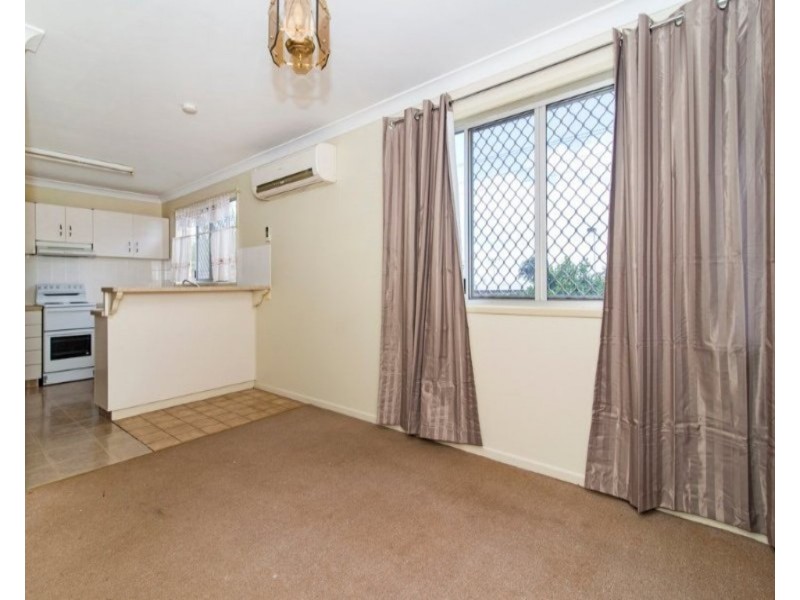 1/68 Hursley Road, Newtown QLD 4350