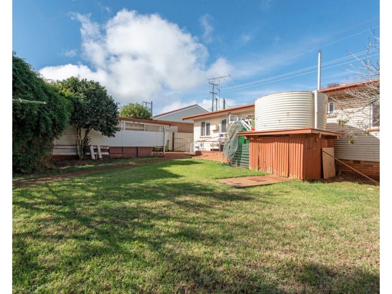 491 Alderley Street, Harristown QLD 4350