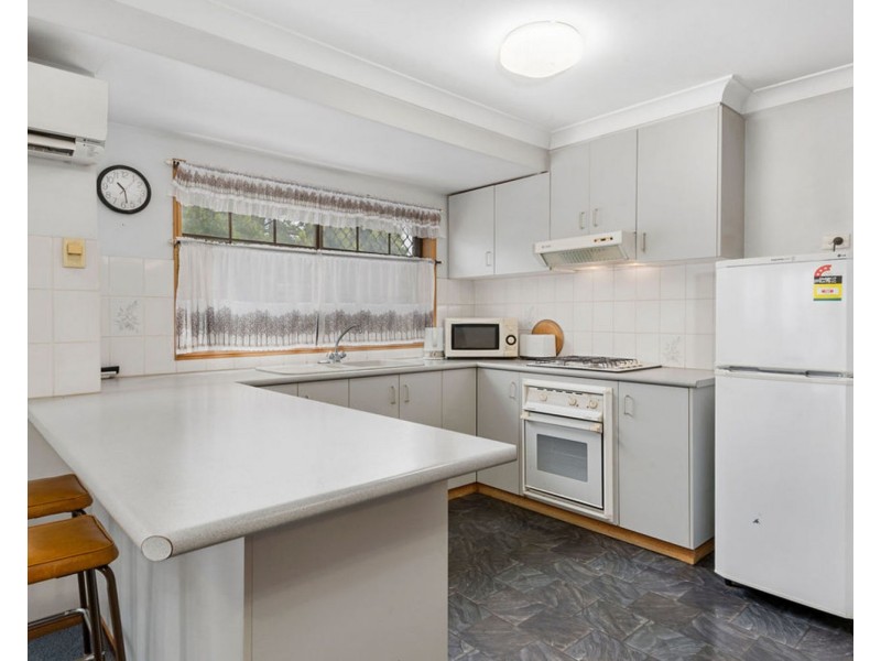 1/11c Gatfield Street, Newtown QLD 4350