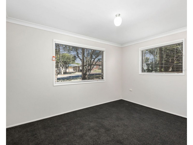 1 Riethmuller Street, Kearneys Spring QLD 4350