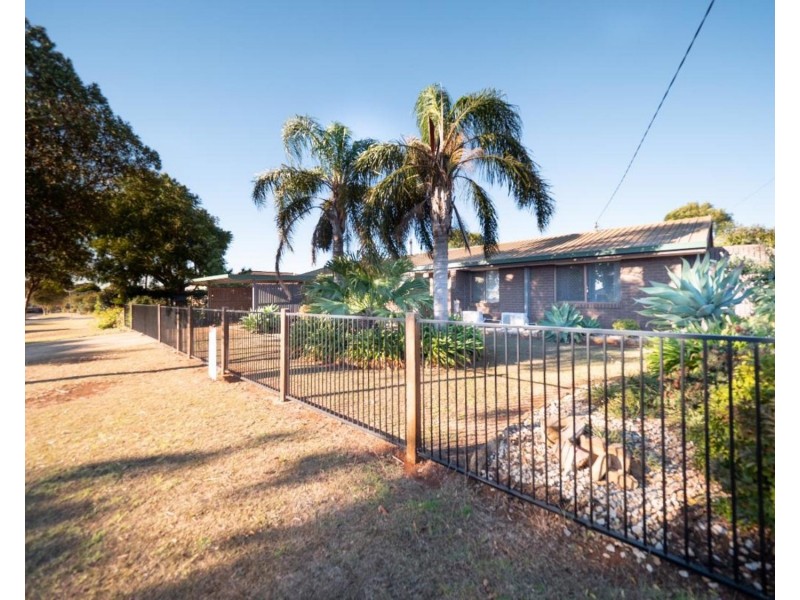 32 Jimbour Drive, Newtown QLD 4350