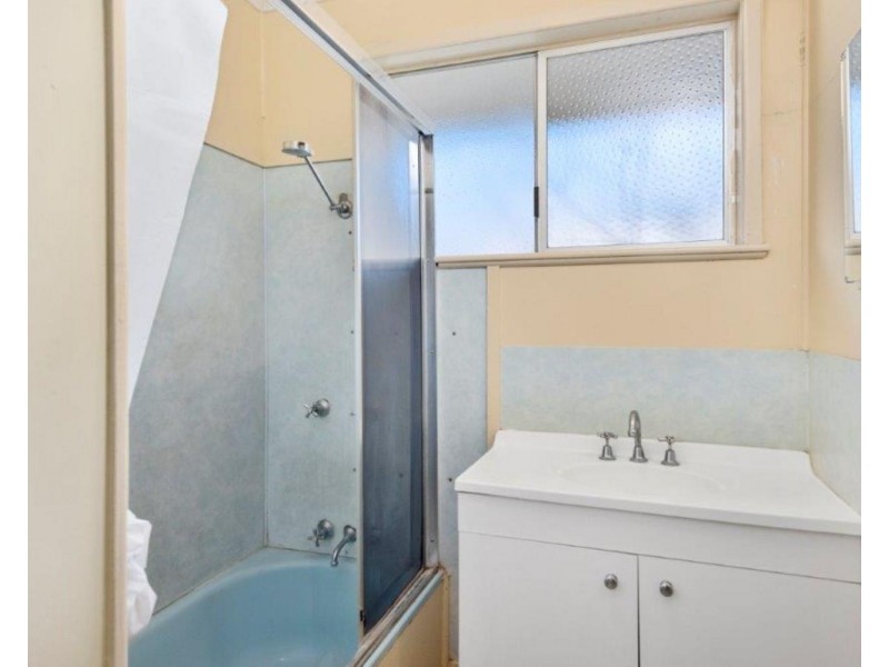 20 Weller Street, Rangeville QLD 4350
