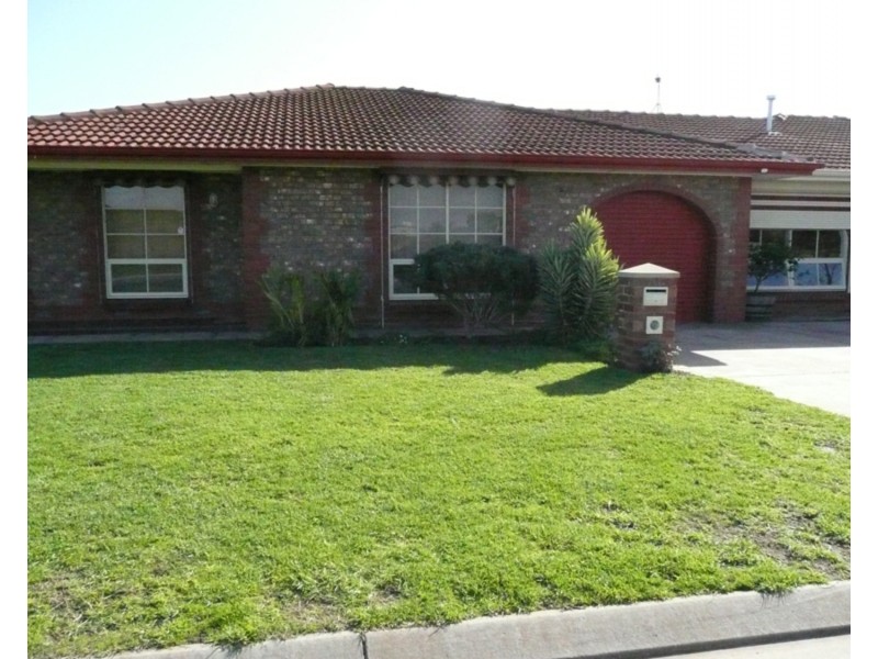 2/15 Carlson Drive, North Haven SA 5018