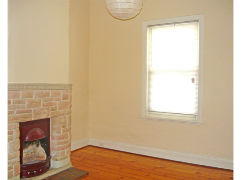 8A Fourth Avenue, Cheltenham SA 5014