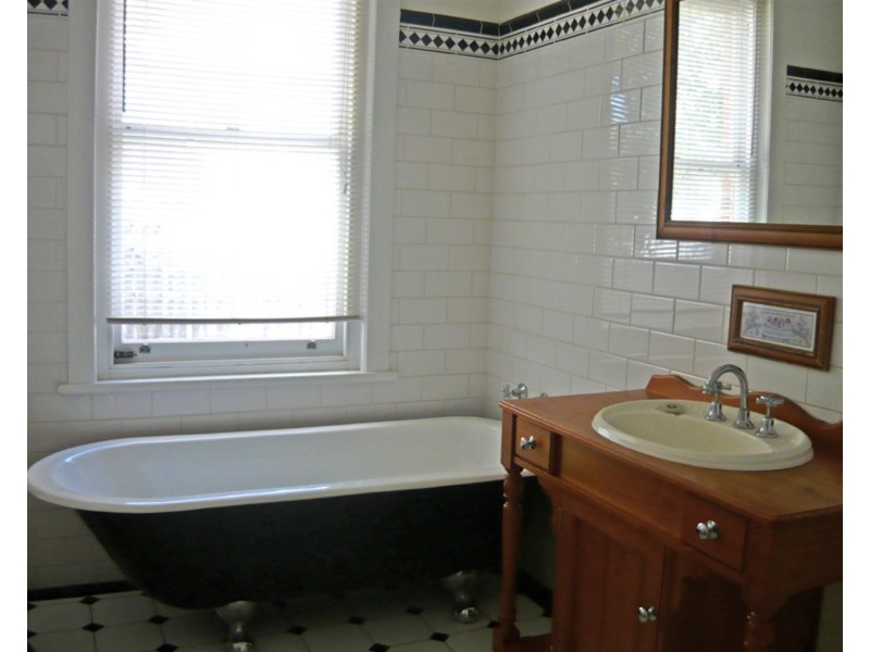 8A Fourth Avenue, Cheltenham SA 5014