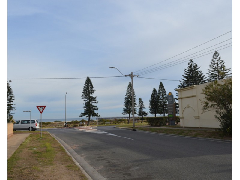 3/189 Esplanade, Largs Bay SA 5016