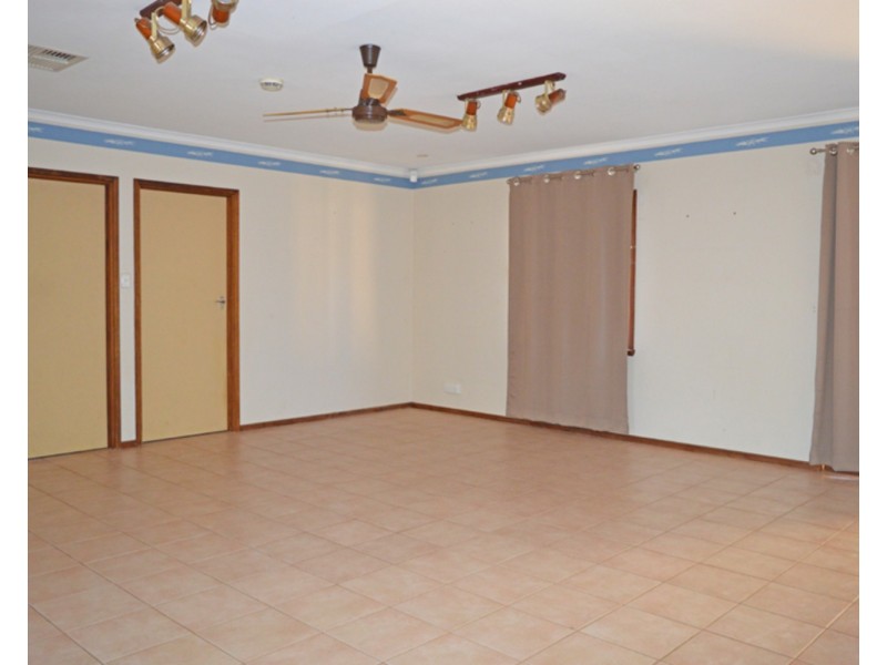 36 Fraser Drive, North Haven SA 5018