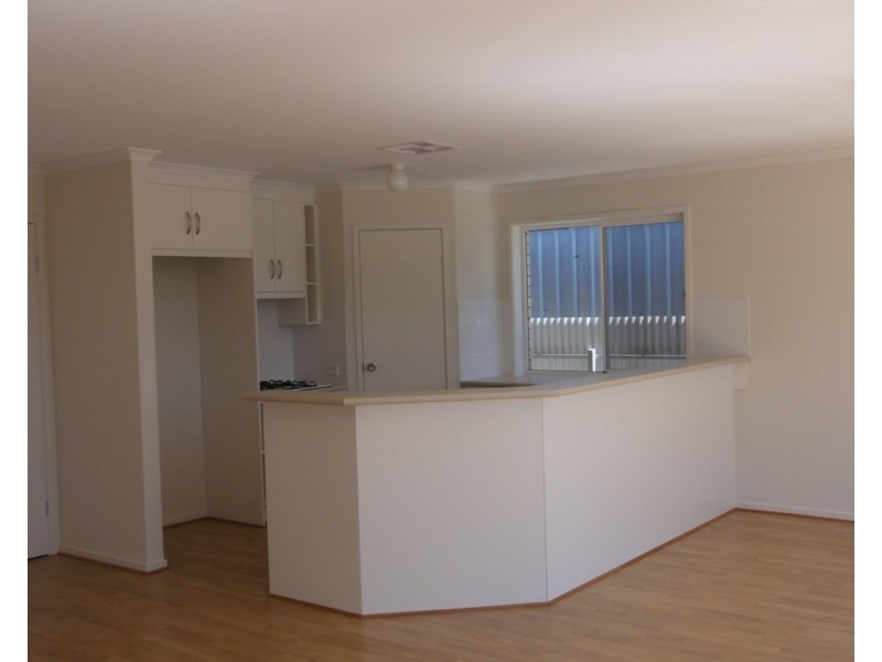 11 Wollowra Crescent, Largs North SA 5016