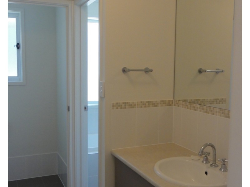 11 Wollowra Crescent, Largs North SA 5016