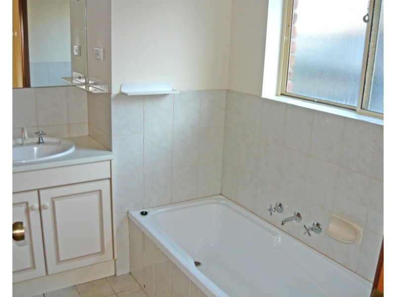 2/3 Everard Street, Largs Bay SA 5016