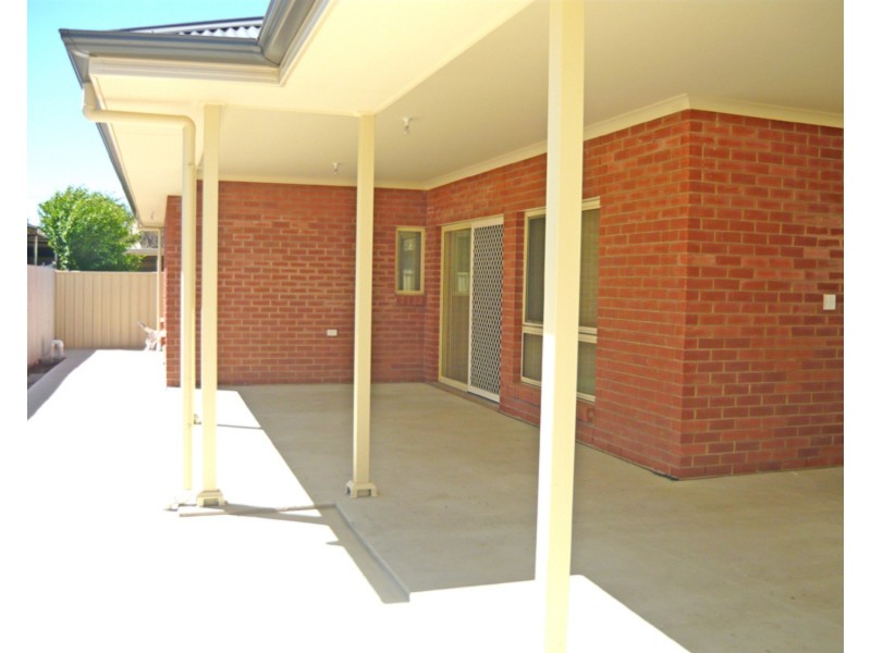 9 Alfred Street, Pennington SA 5013