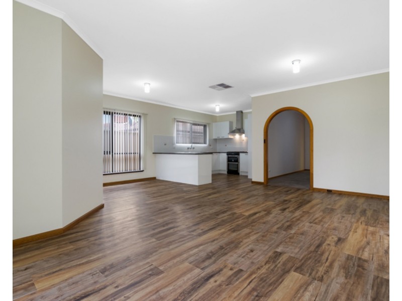 2/35 Himalaya Drive, North Haven SA 5018