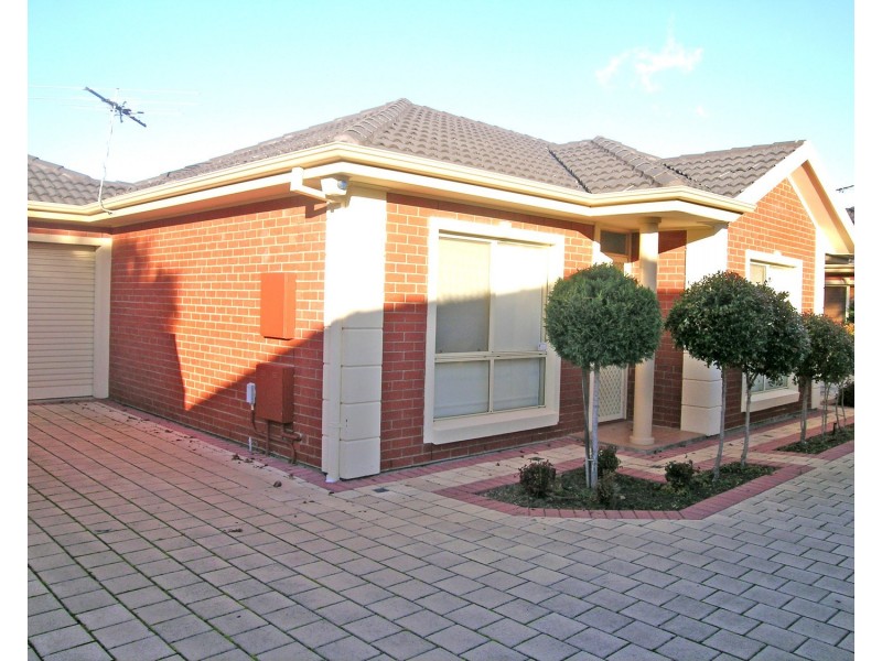 17A Raymond Street, Seaton SA 5023