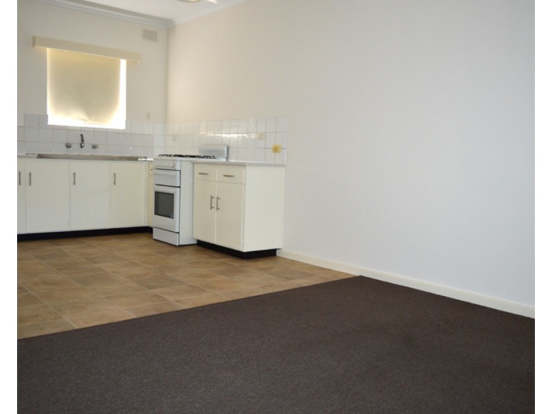 8/109 Spring Street, Queenstown SA 5014