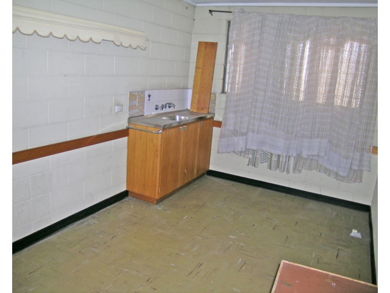 98 Commercial Road, Port Adelaide SA 5015