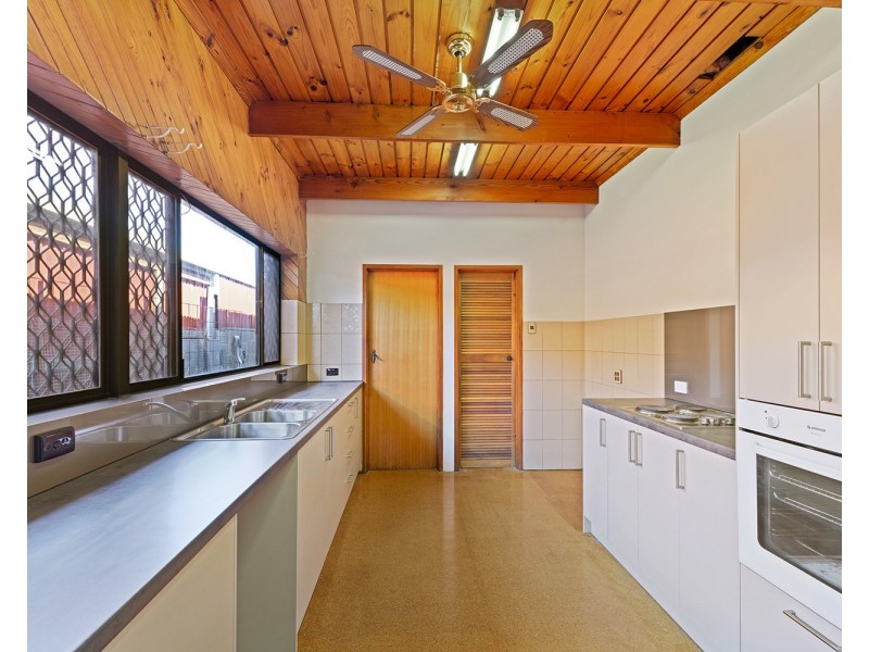 2 Princes Street, Port Adelaide SA 5015