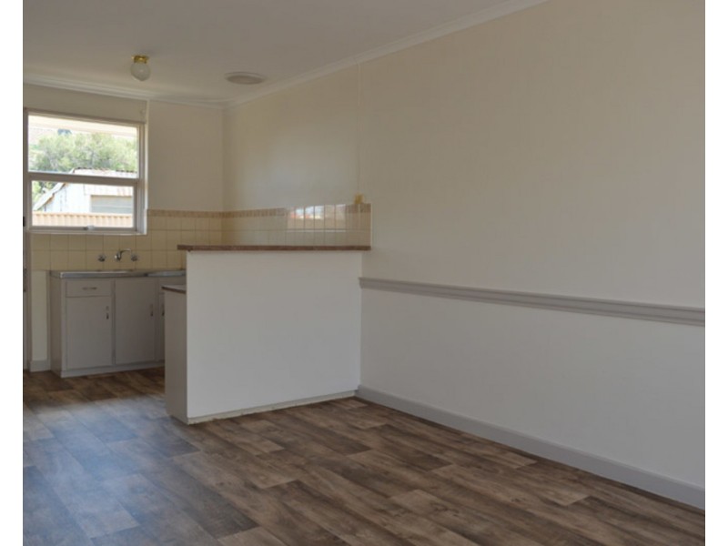 4/105 Spring Street, Queenstown SA 5014