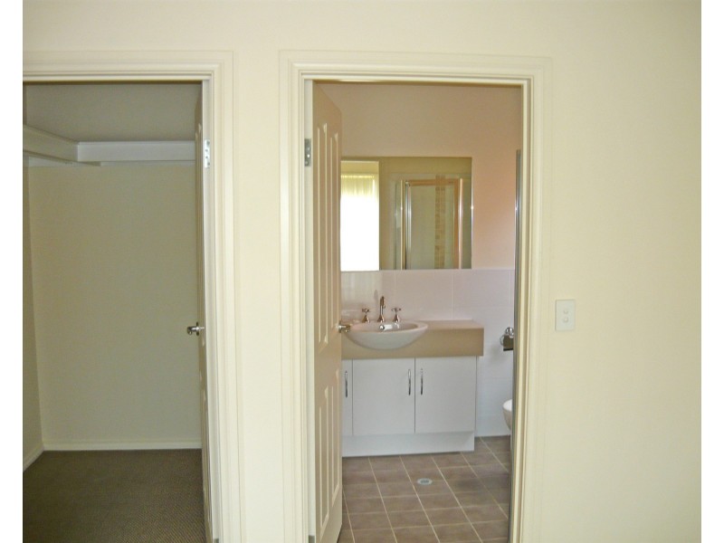 5 Brookman Street, Osborne SA 5017