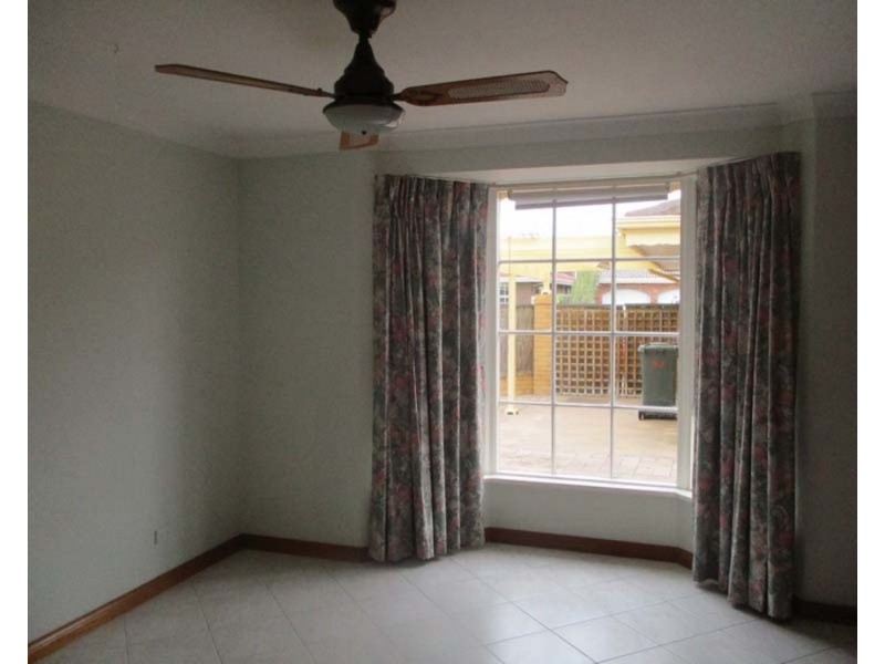 5/7 Hansen Court, West Lakes Shore SA 5020