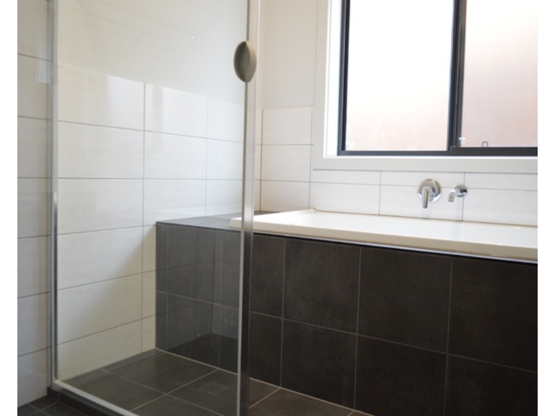 33 Macedonia Street, Taperoo SA 5017